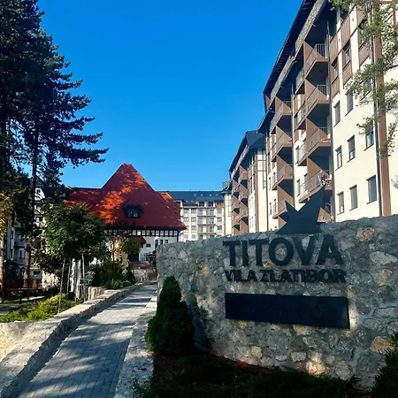 Titova Zlatibor Nika * Palisat