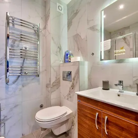 Titova Zlatibor Nika * Palisat