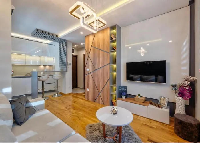 Titova Zlatibor Nika *