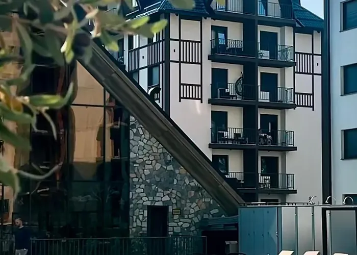 Titova Zlatibor Nika * Palisat