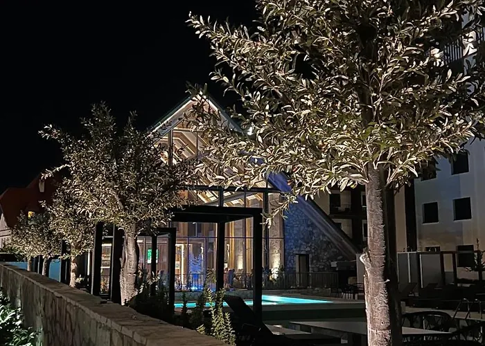 Titova Zlatibor Nika *