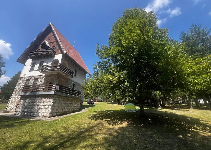 Titova Zlatibor Nika 아파트